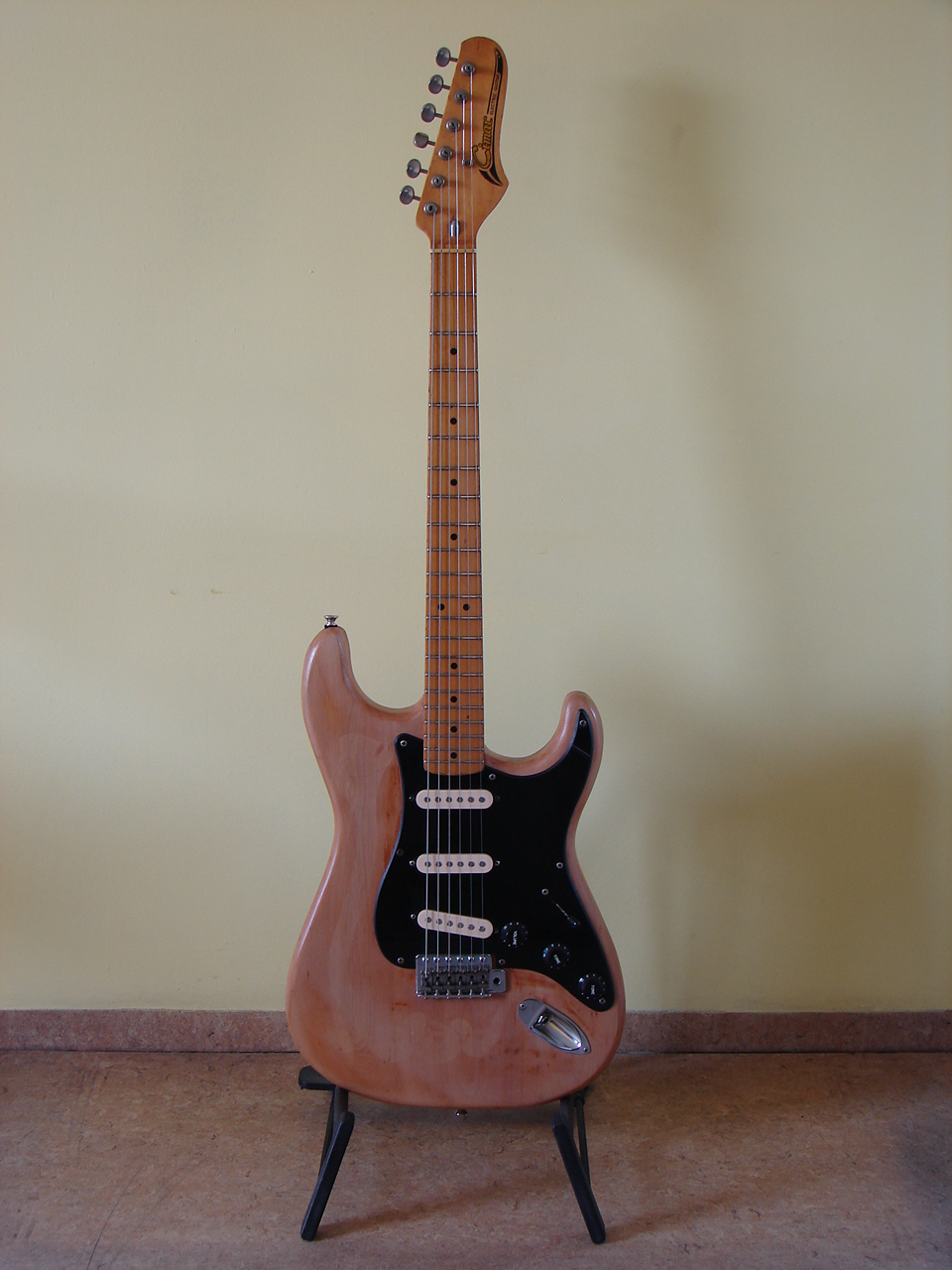 1)Cimar stratocaster.JPG